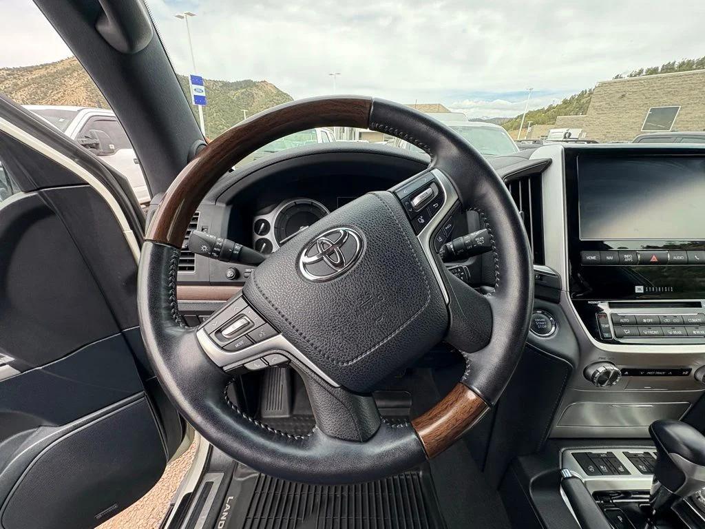 toyota land cruiser 2020 JTMCY7AJ4L4091129 image toyota land cruiser 2020 JTMCY7AJ4L4091129 image